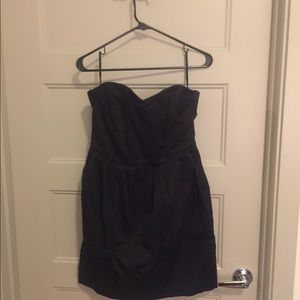 H&M’s little black dress